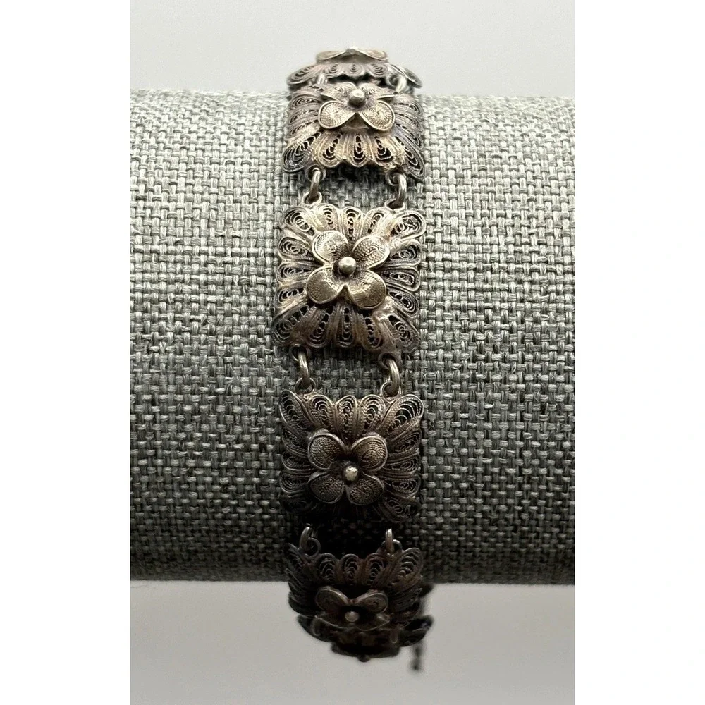Vintage Art Deco 800 Silver Filigree Flower Panel Bracelet Silver 6.5